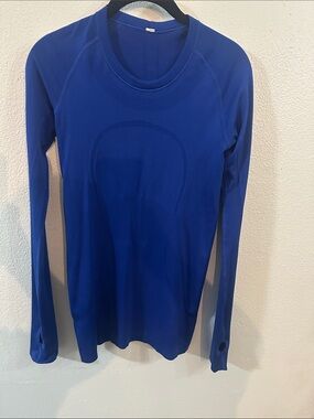 lululemon athletica Long-Sleeve Seamless Top in Royal Blue